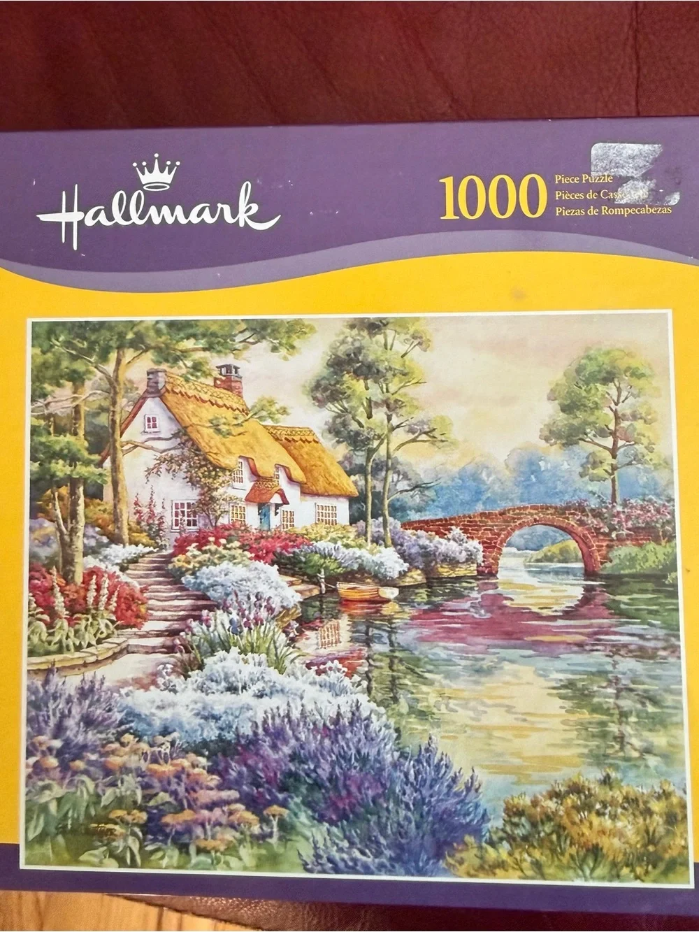 New hallmark 1000 puzzle Lush Daydream